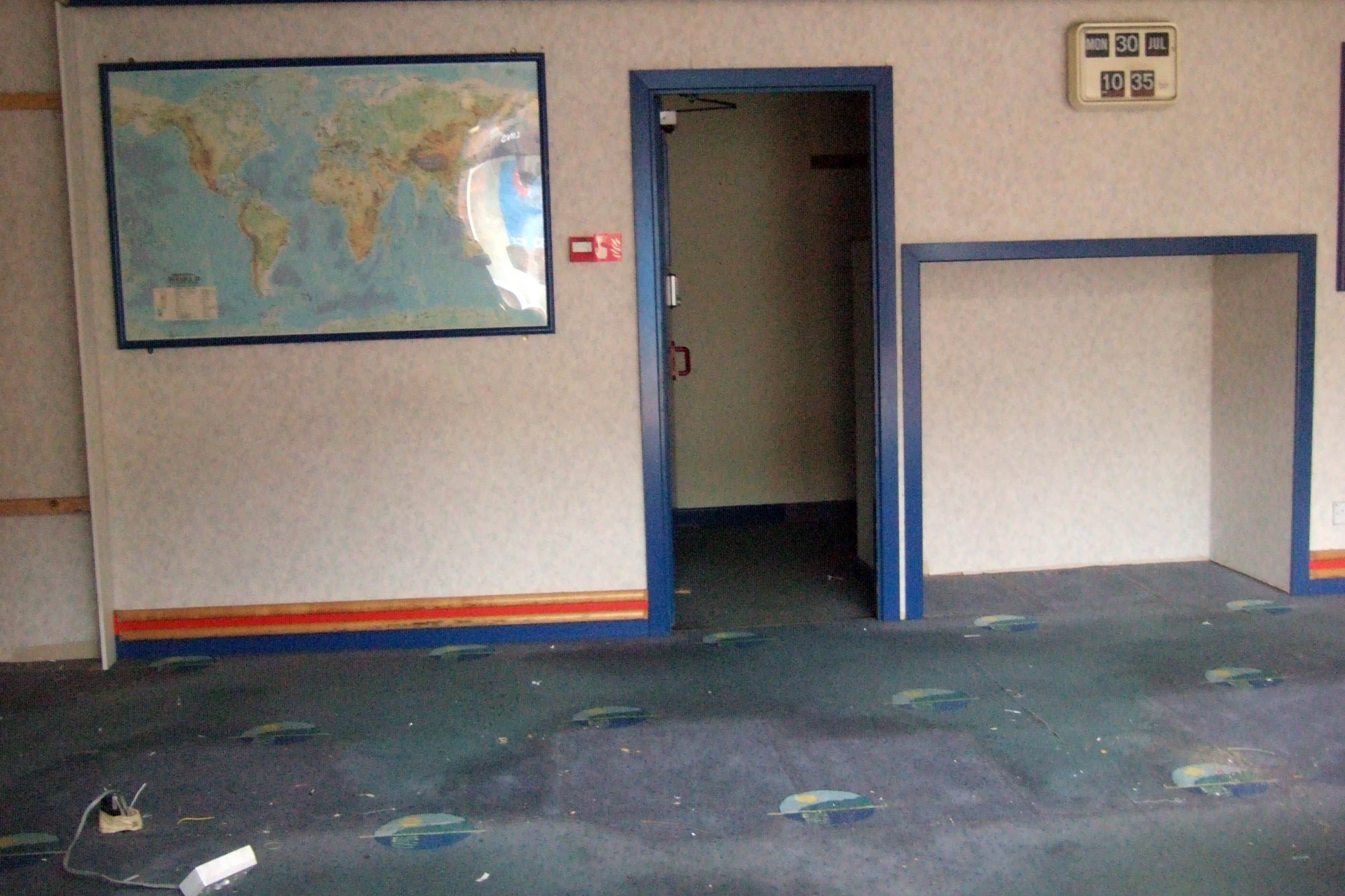 Empty shops in Wales